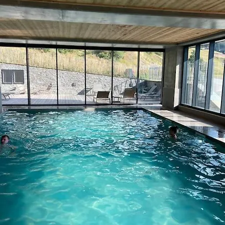 Luxurious Duplex For 4-7p With Large Terrace And Pool In Ski-in Ski-out 5* Building Bourg-Saint-Maurice